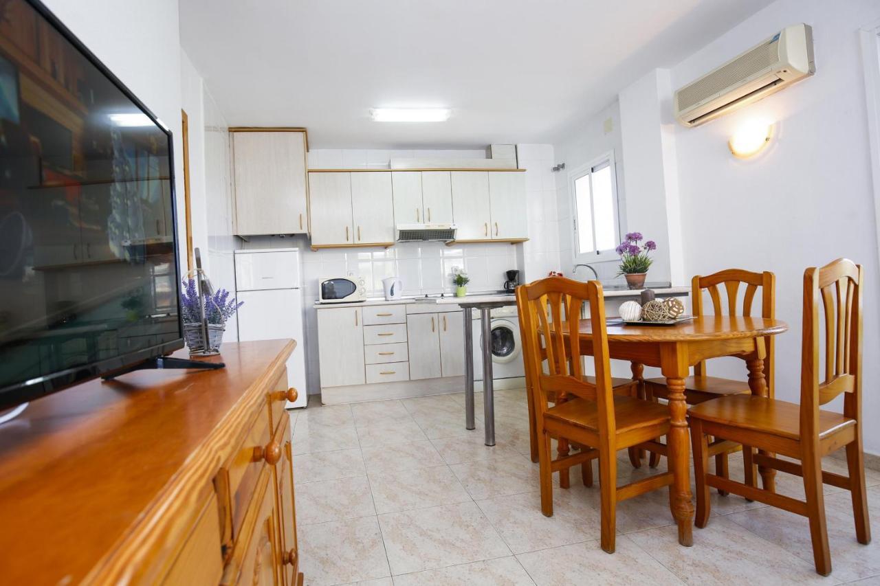 Vancouver'S Homestay By Turismar Salou Bagian luar foto